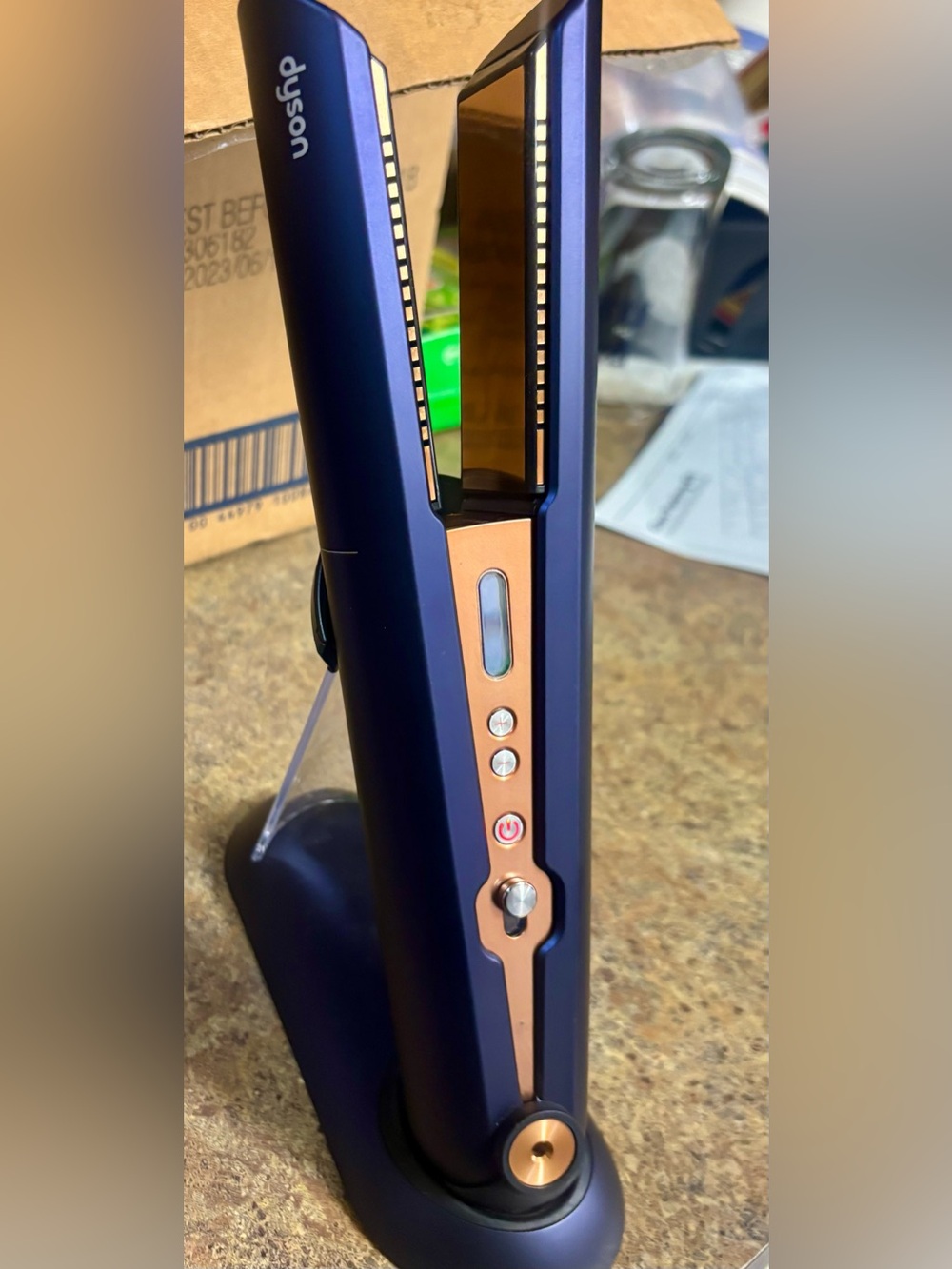 Dyson Corrale Cordless Hair Straightener Prussian Blue/Copper Display Stand - Picture 7 of 9